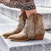 BOTTINES CAMEL ORO